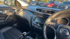 Nissan Qashqai 1.3 DiG-T 160 Acenta Premium 5dr Petrol Hatchback